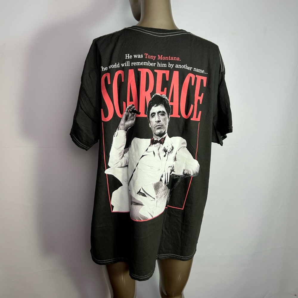 Scarface The World Is Yours Tony Montana NWOT